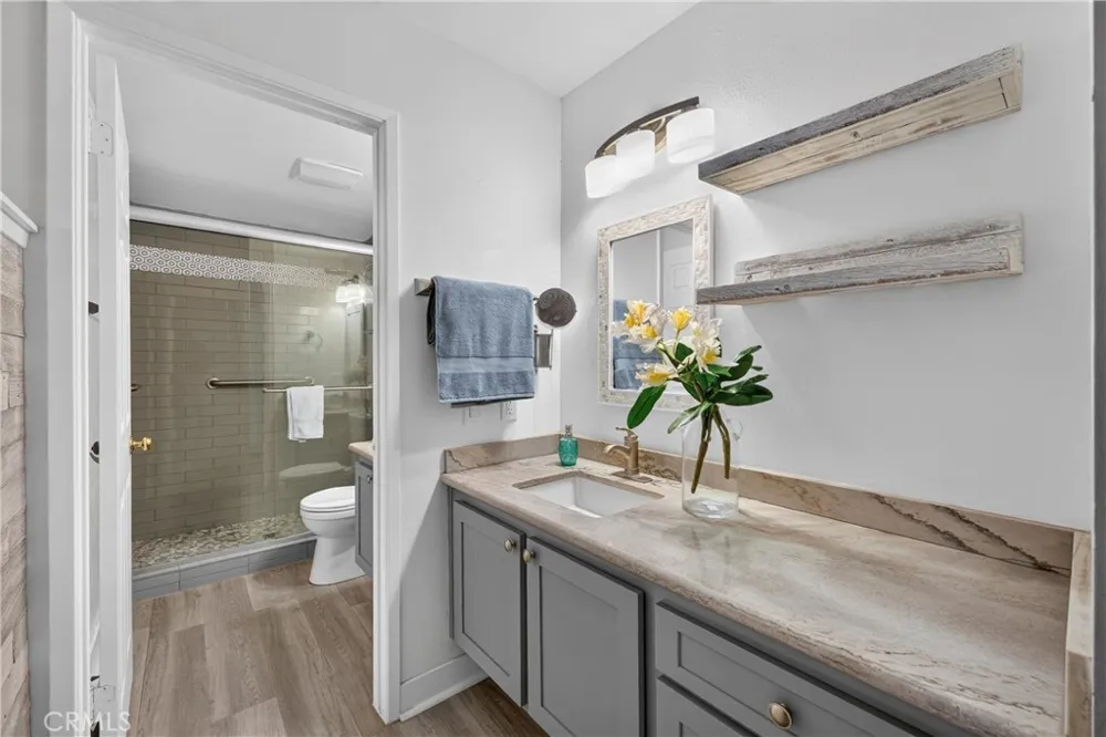 18261 Arches Court Fountain Valley, CA 92708