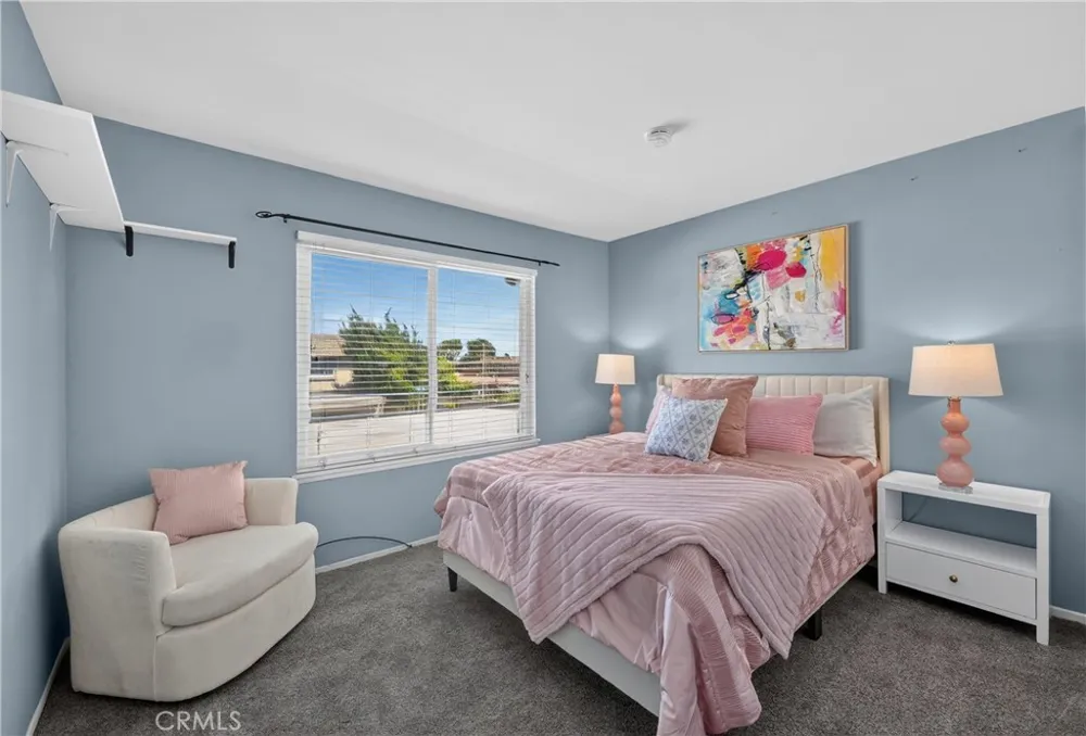 18261 Arches Court Fountain Valley, CA 92708