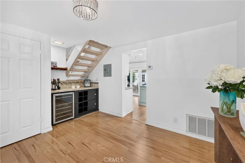18261 Arches Court Fountain Valley, CA 92708