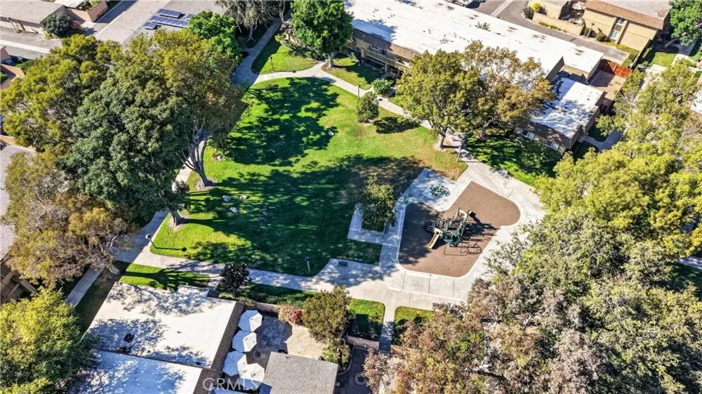 18261 Arches Court Fountain Valley, CA 92708