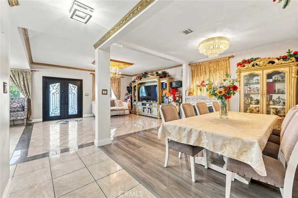 12122 207th Lakewood, CA 90715