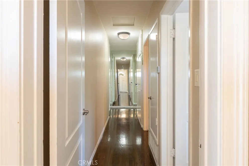 6551 E. Bacarro Long Beach, CA 90815