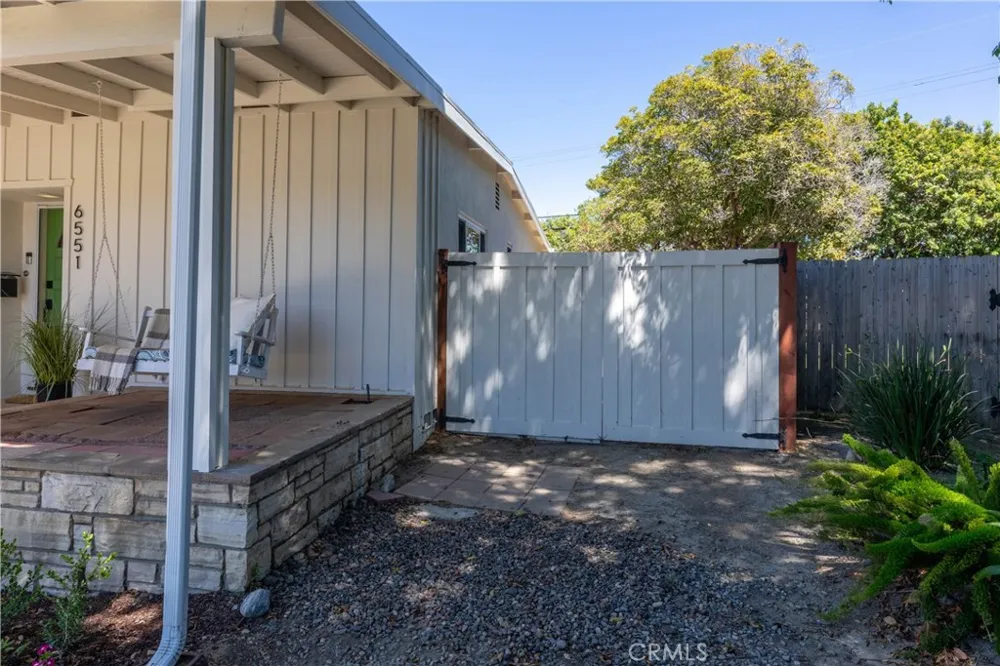 6551 E. Bacarro Long Beach, CA 90815