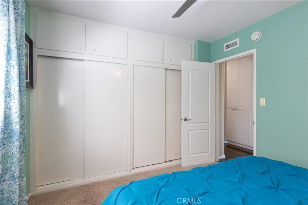 6551 E. Bacarro Long Beach, CA 90815