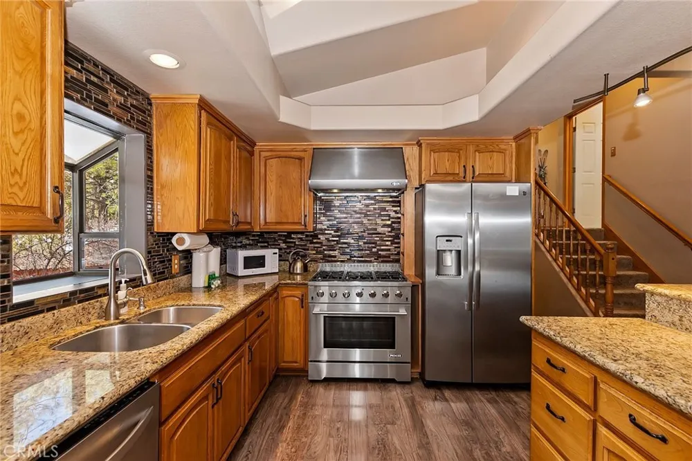 480 Crystal Lake Big Bear Lake, CA 92315