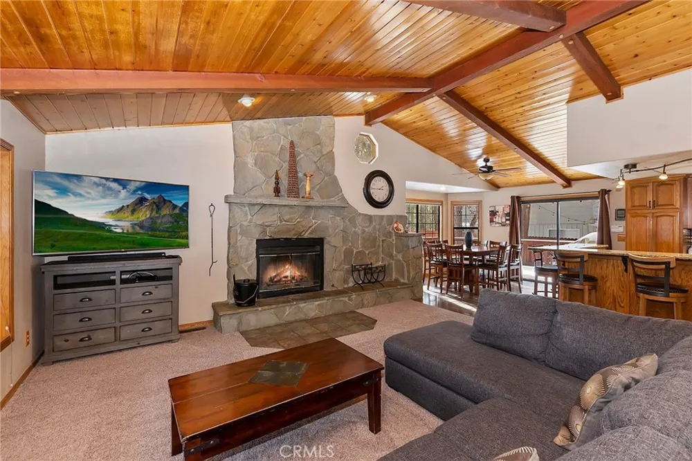 480 Crystal Lake Big Bear Lake, CA 92315