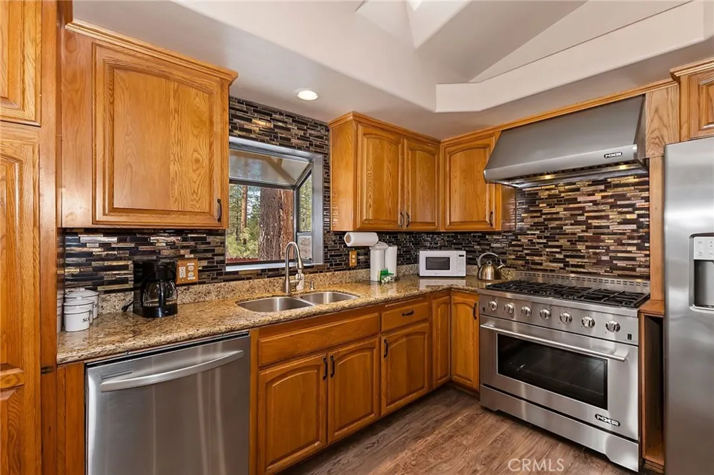 480 Crystal Lake Big Bear Lake, CA 92315
