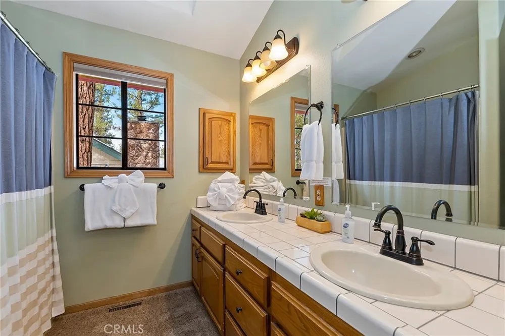 480 Crystal Lake Big Bear Lake, CA 92315