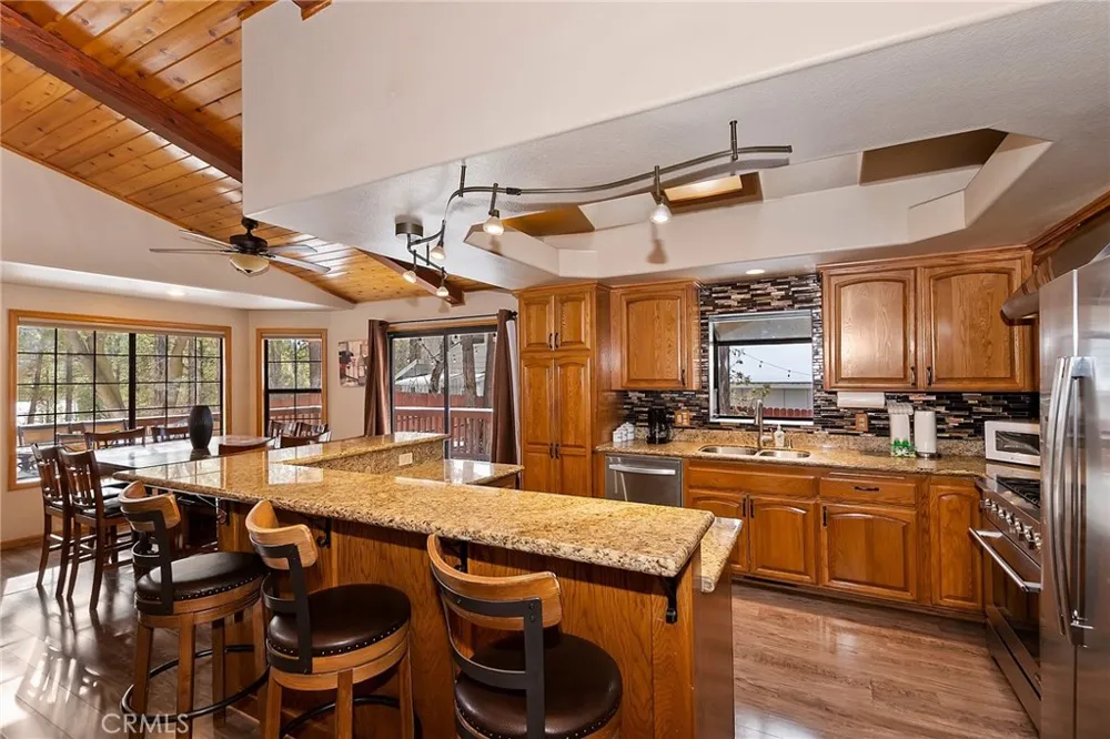 480 Crystal Lake Big Bear Lake, CA 92315