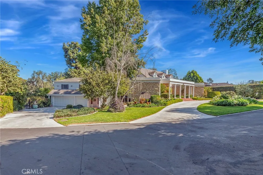 4641 Virginia Road Long Beach, CA 90807