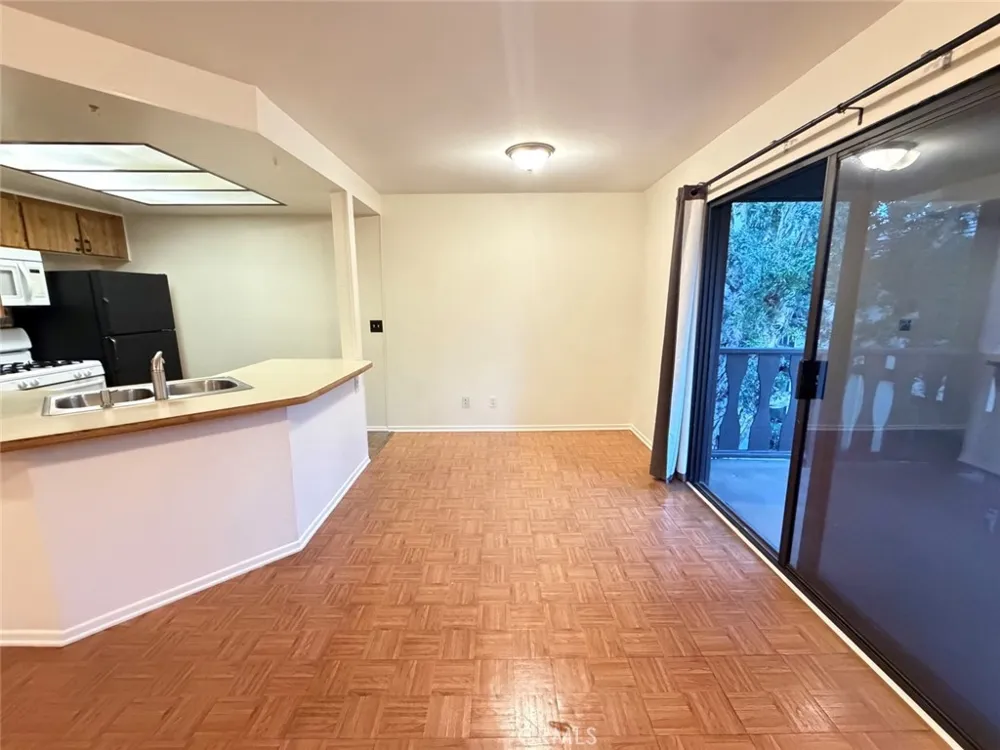 12394 Rock Springs Court Garden Grove, CA 92843
