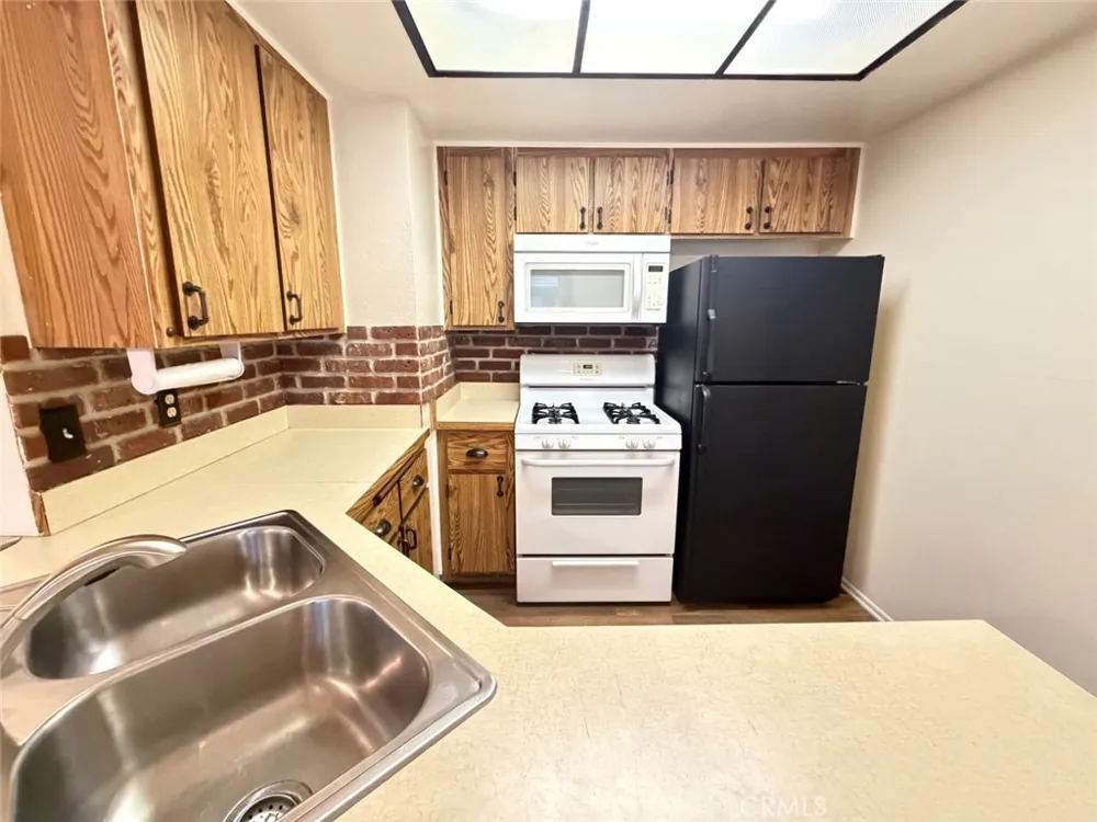 12394 Rock Springs Court Garden Grove, CA 92843