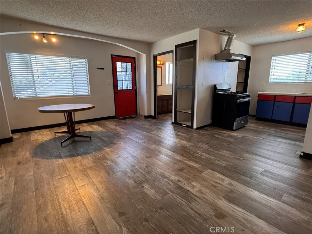 1108 W Las Palmas Fullerton, CA 92835