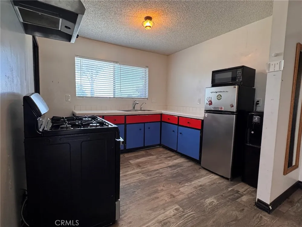 1108 W Las Palmas Fullerton, CA 92835