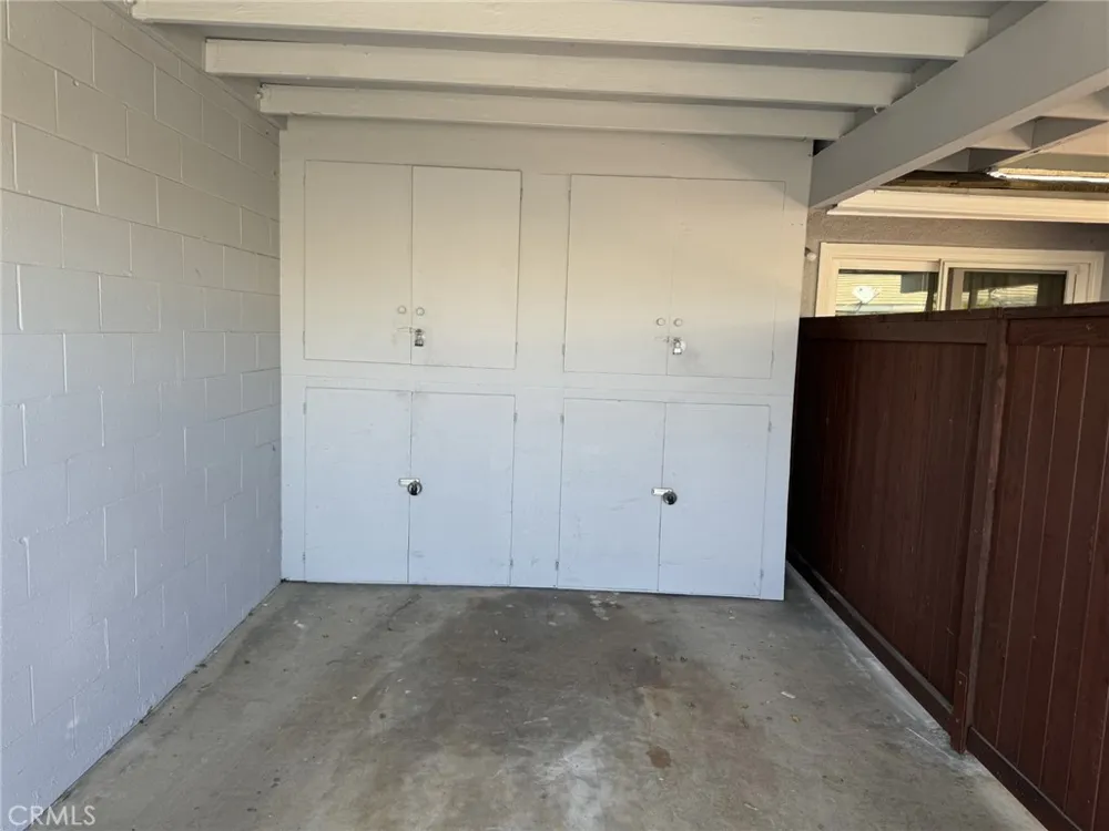 1225 E 1st Tustin, CA 92780