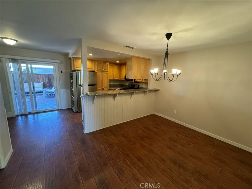 1225 E 1st Tustin, CA 92780
