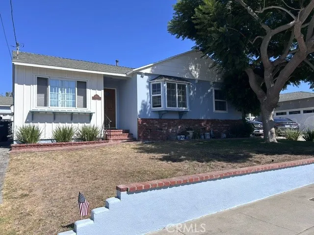944 Cypress El Segundo, CA 90245