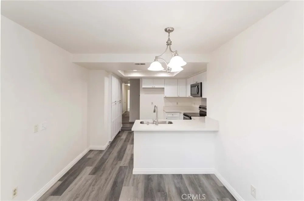 2518 Greenwich Drive Fullerton, CA 92833