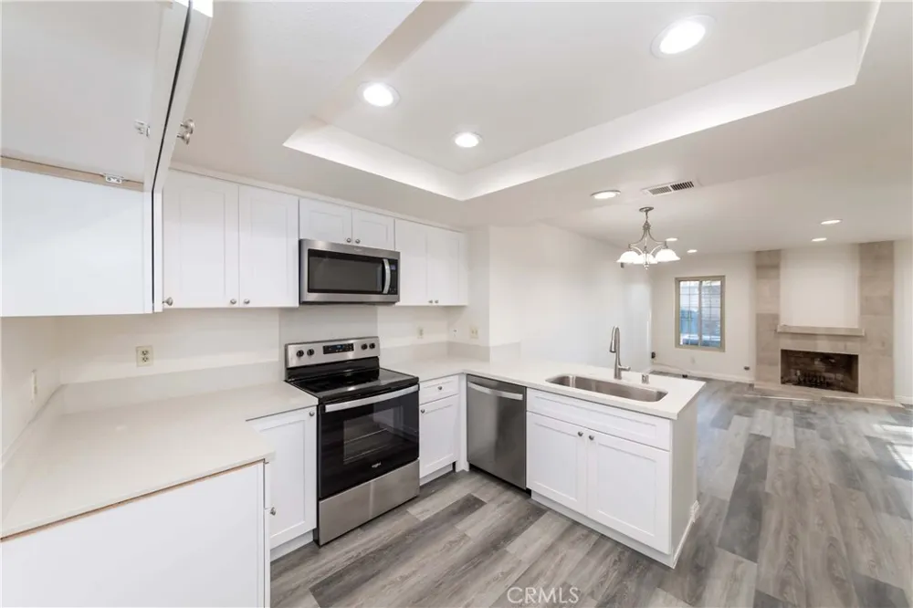 2518 Greenwich Drive Fullerton, CA 92833