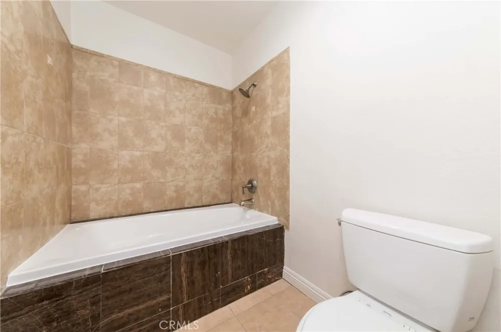 2518 Greenwich Drive Fullerton, CA 92833