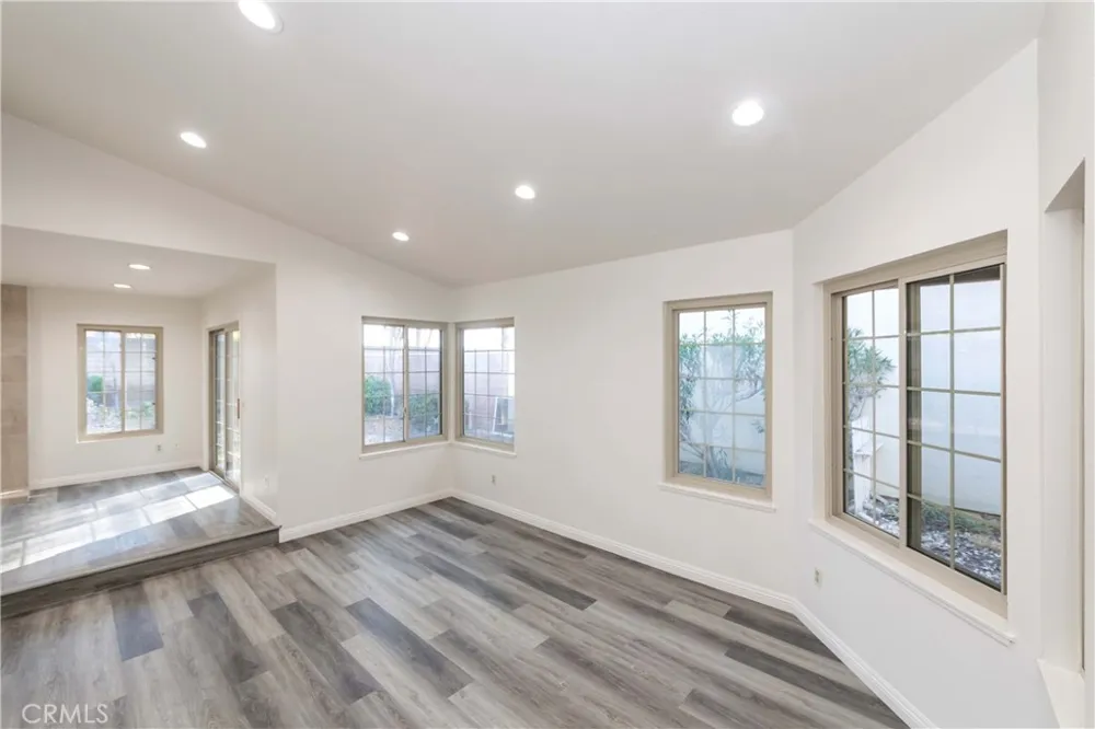 2518 Greenwich Drive Fullerton, CA 92833