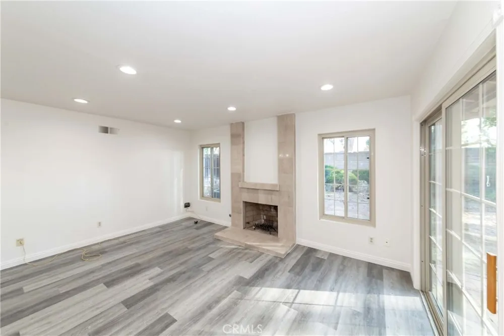 2518 Greenwich Drive Fullerton, CA 92833