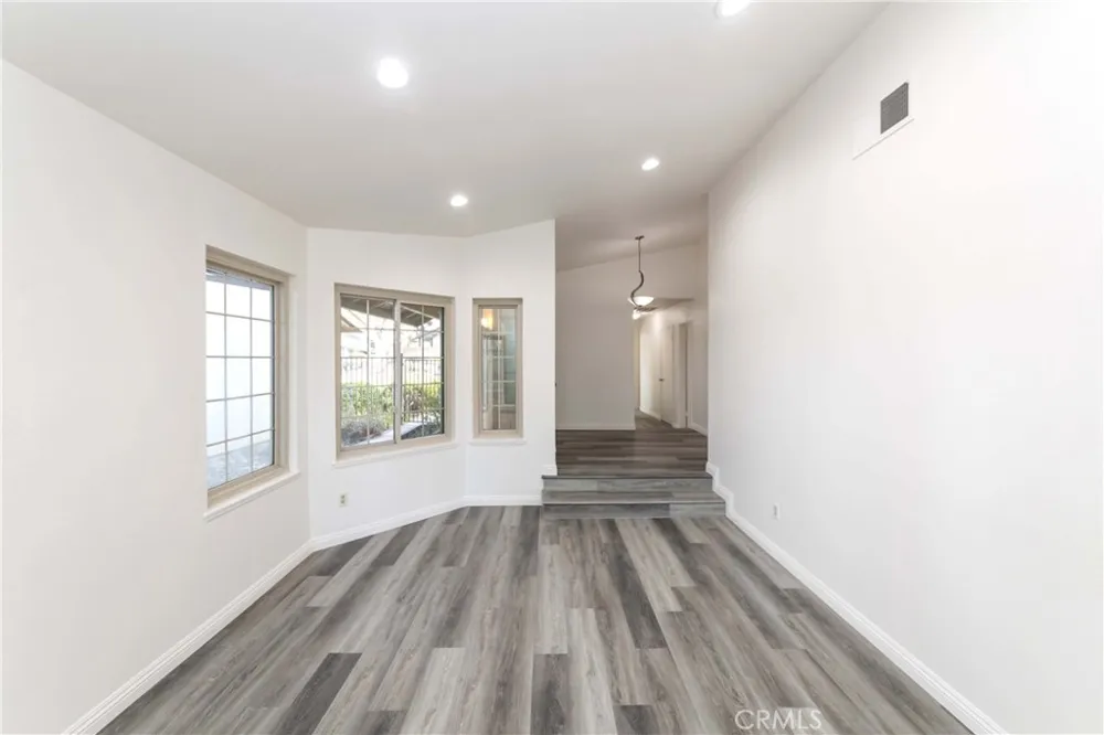 2518 Greenwich Drive Fullerton, CA 92833