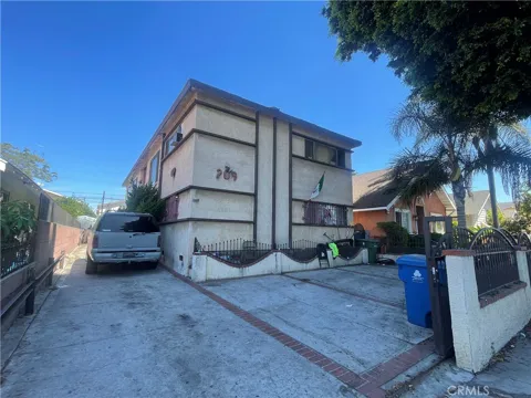 209 E 62nd