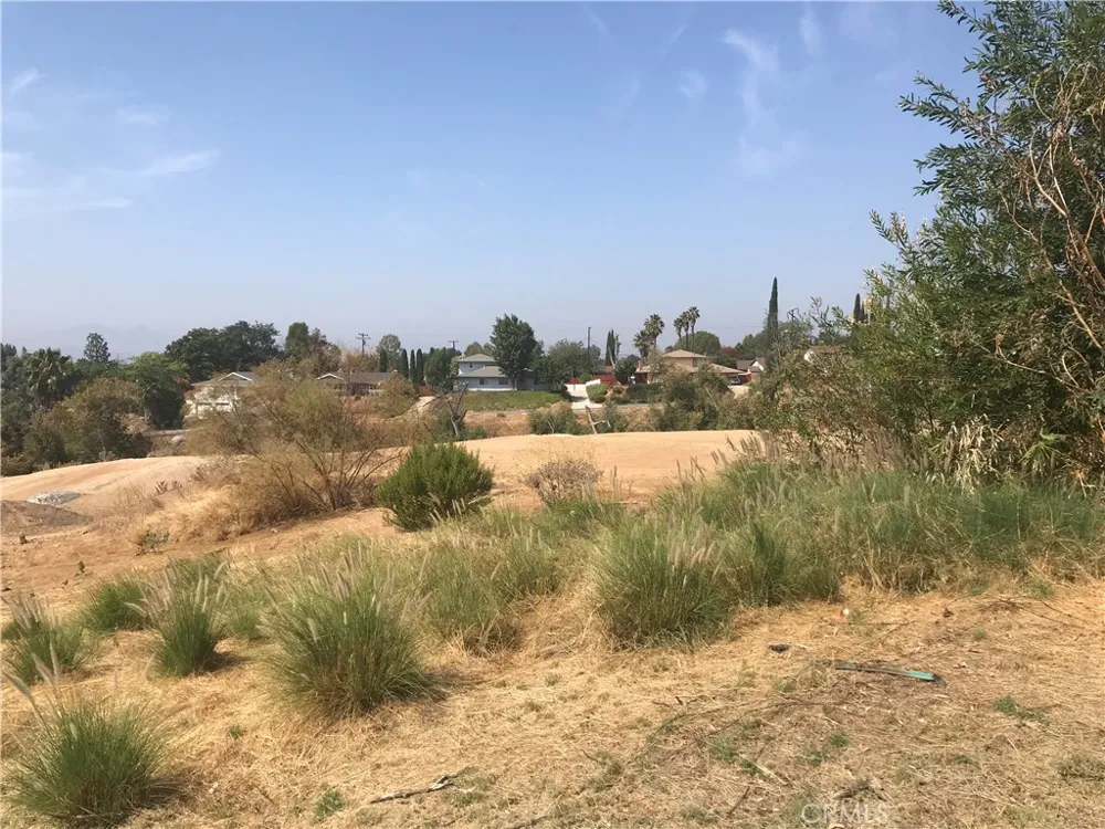 6401 Peralta Place Riverside, CA 92509