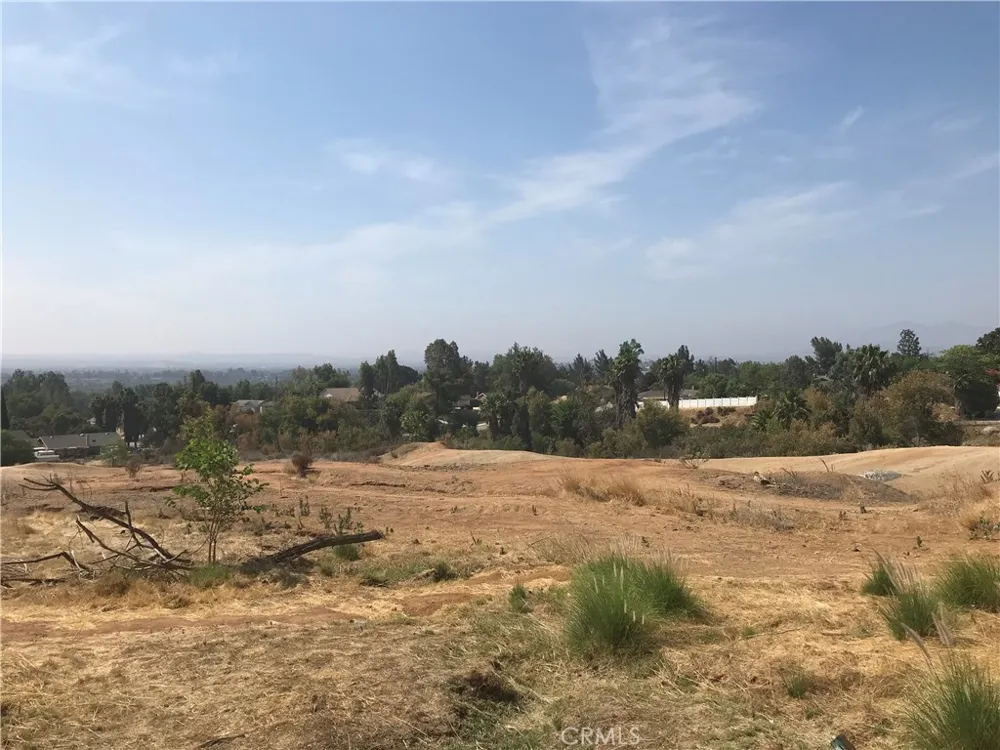 6401 Peralta Place Riverside, CA 92509
