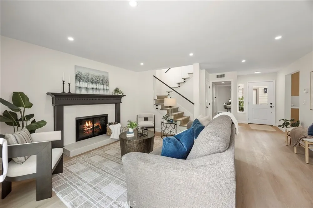 20435 Via La Mancha Yorba Linda, CA 92886