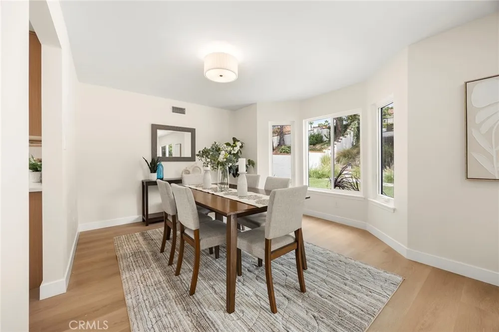 20435 Via La Mancha Yorba Linda, CA 92886