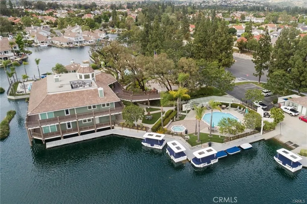 20435 Via La Mancha Yorba Linda, CA 92886