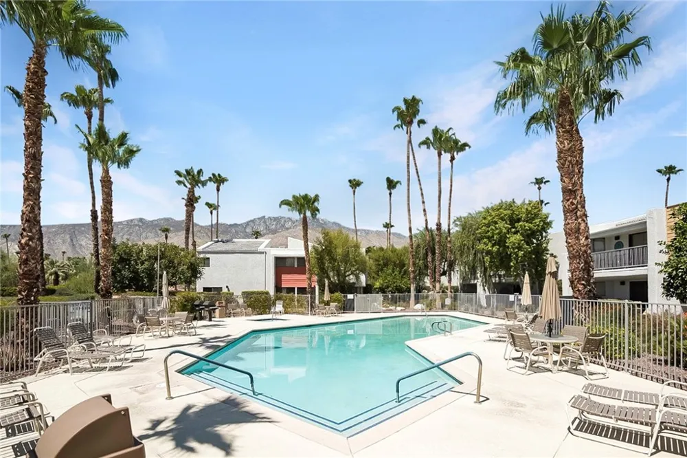 3155 E Ramon Road #504 Palm Springs, CA 92264