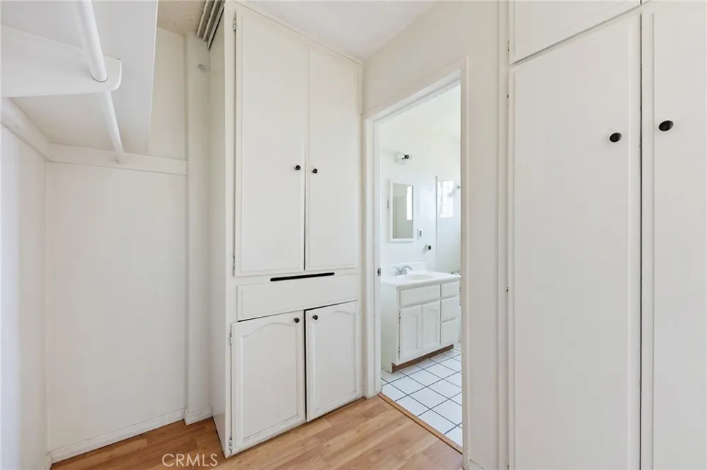 1123 Cedar Long Beach, CA 90813