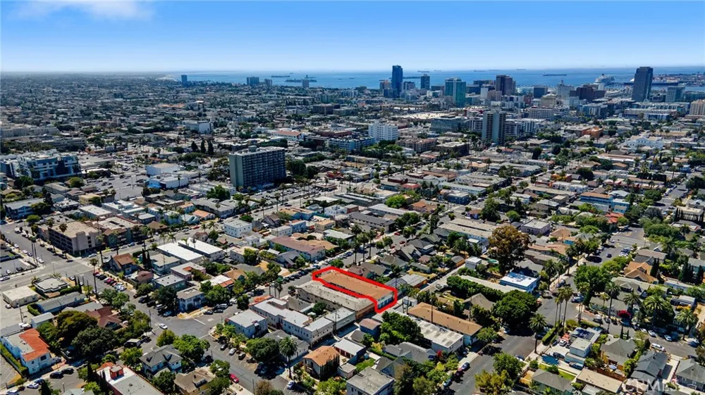 1123 Cedar Long Beach, CA 90813