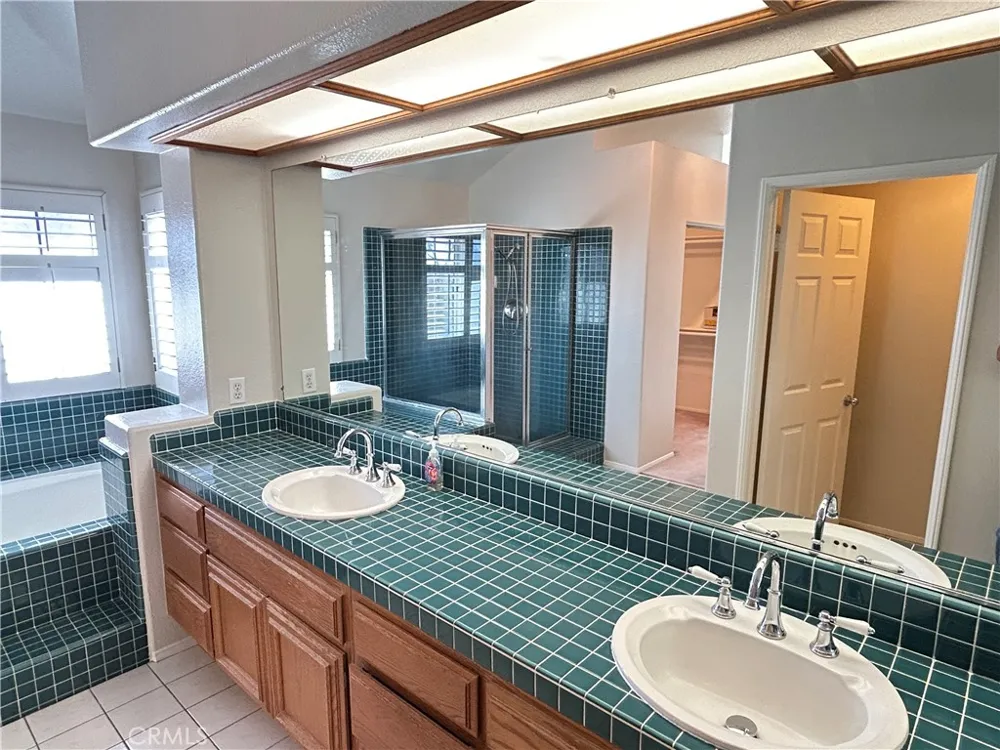 8132 E Hillsdale Orange, CA 92869