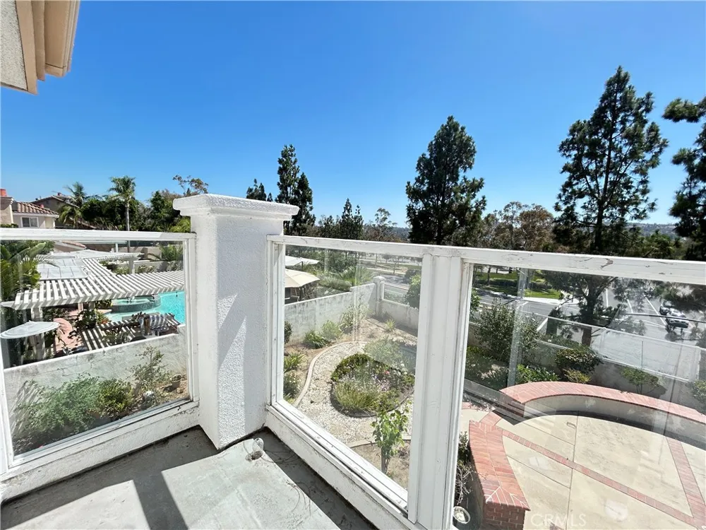 8132 E Hillsdale Orange, CA 92869