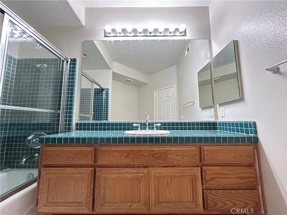 8132 E Hillsdale Orange, CA 92869