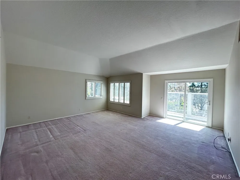 8132 E Hillsdale Orange, CA 92869