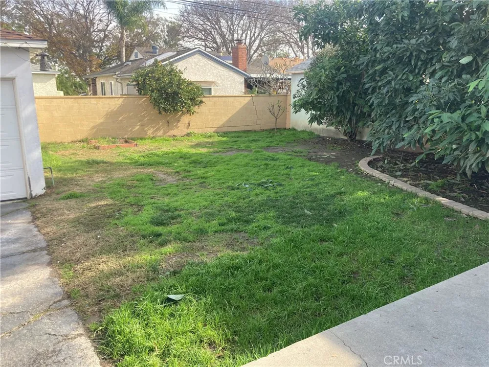 4436 Johanna Lakewood, CA 90713