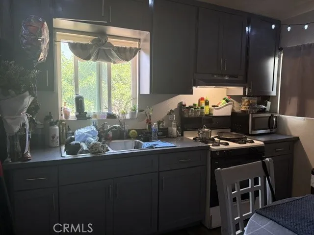 203 Kern East Los Angeles, CA 90022