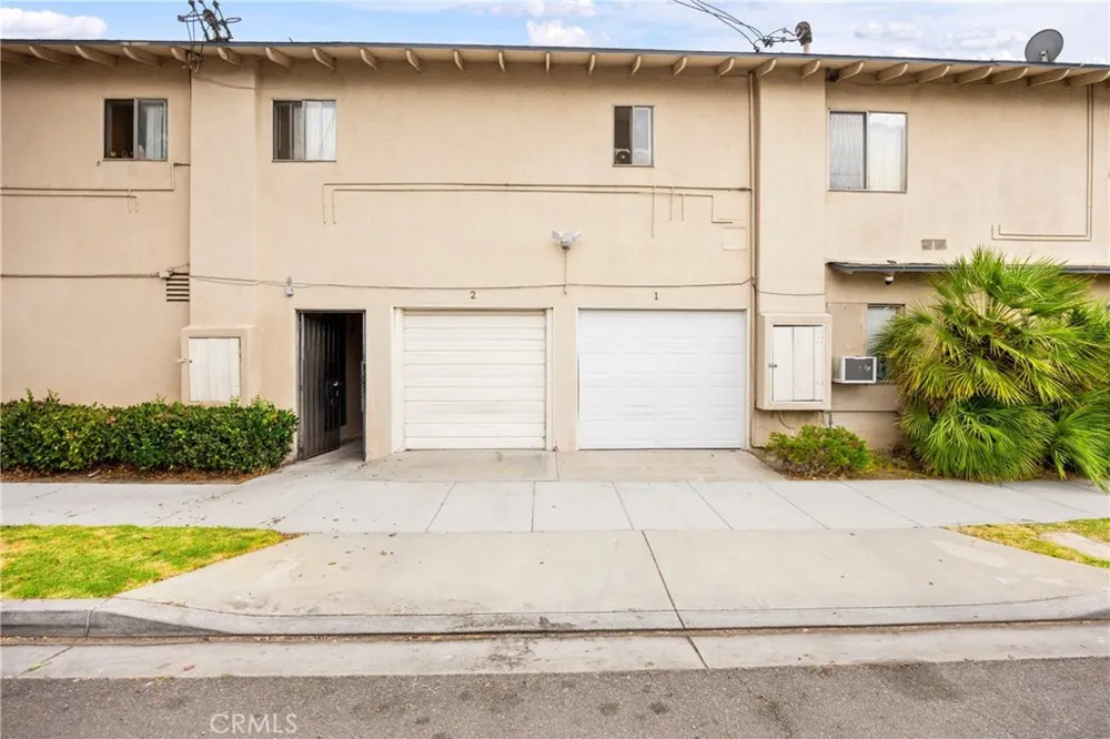 1005 E Harding Street Long Beach, CA 90805