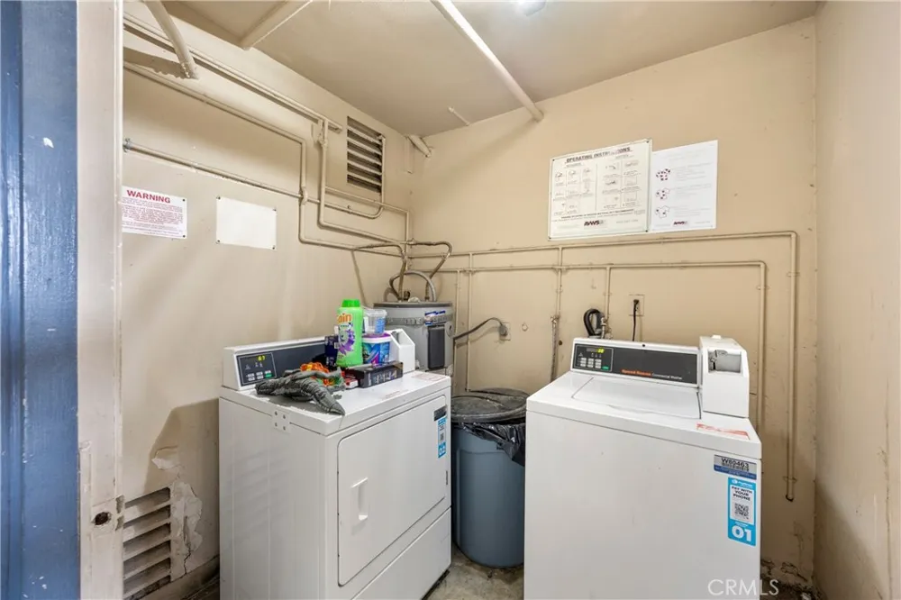 1005 E Harding Street Long Beach, CA 90805