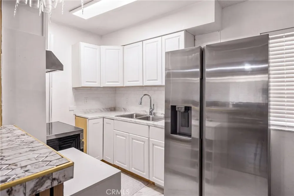1005 E Harding Street Long Beach, CA 90805