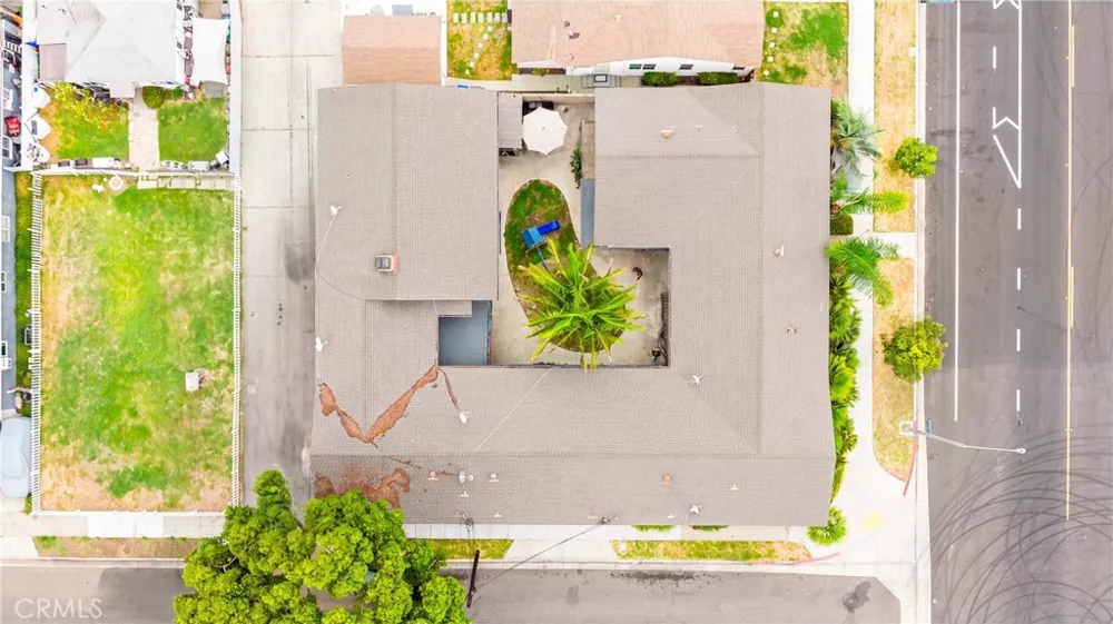 1005 E Harding Street Long Beach, CA 90805