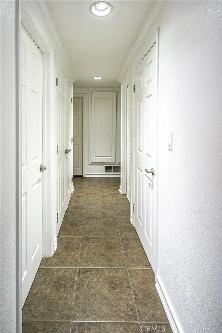 18301 Pammy Huntington Beach, CA 92648