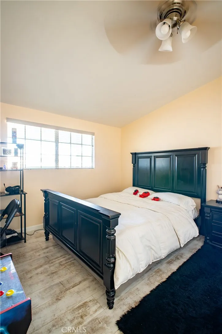 18301 Pammy Huntington Beach, CA 92648