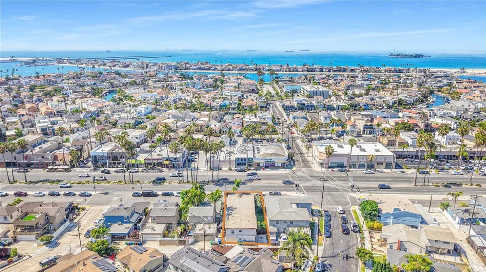 5711 E 2nd Long Beach, CA 90803