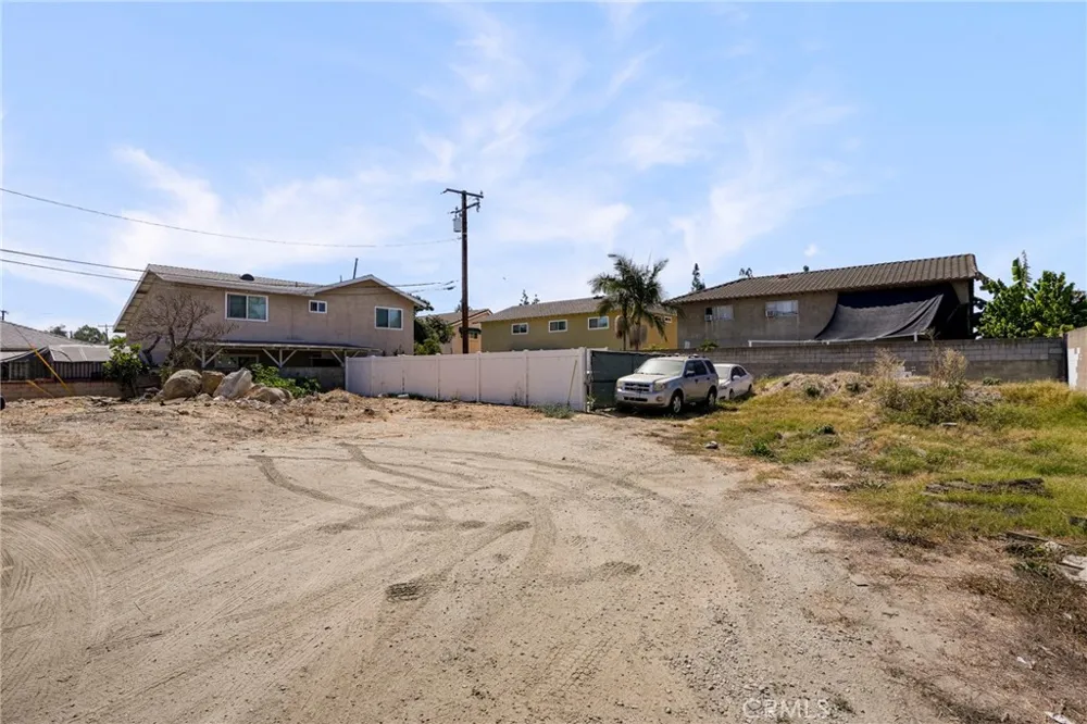 1 Elmcroft Cerritos, CA 90703